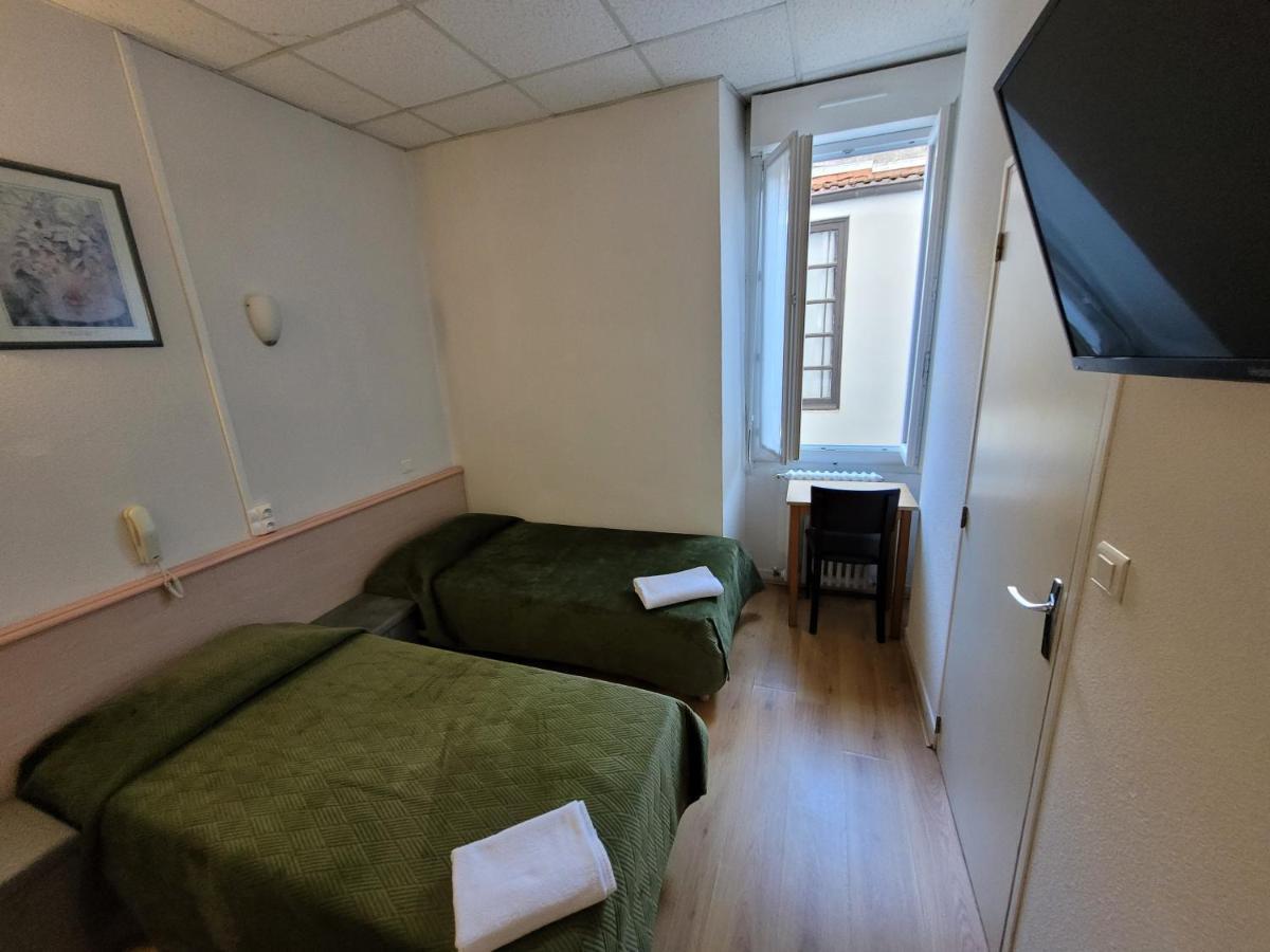 Marquette Hotel Lourdes